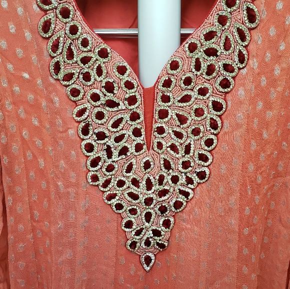 Rust w/ maroon velvet churidaar - Picture 3 of 7